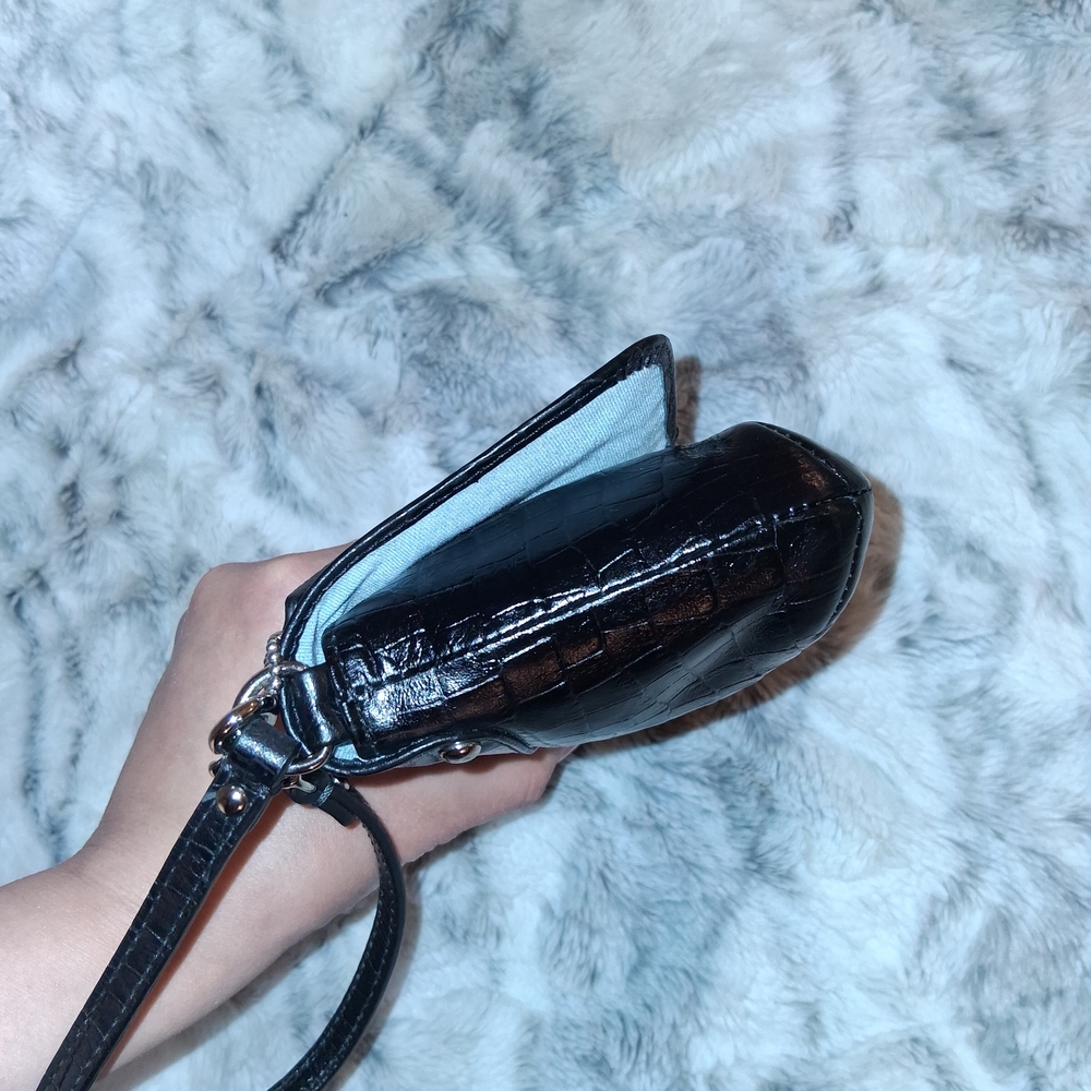 Coach Black Croc-embrossed Clutch Wristlet - Picture 4 of 8